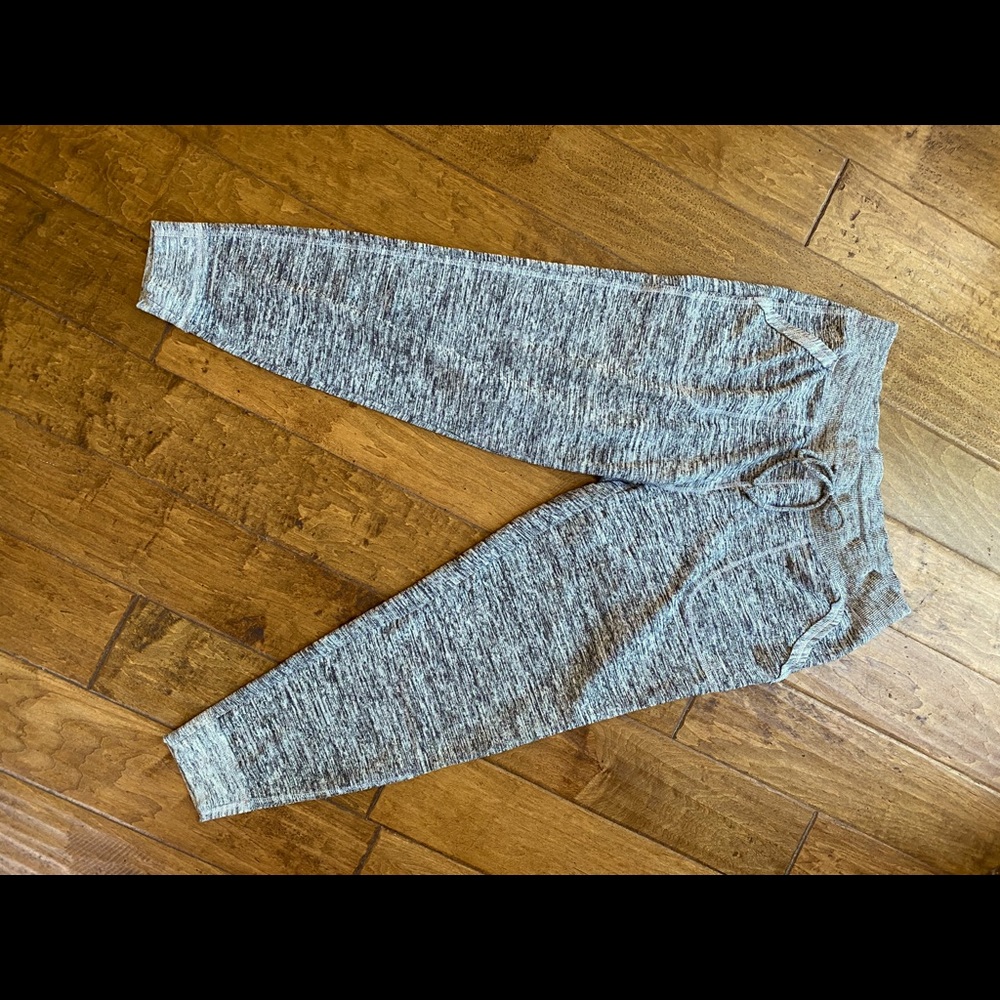 Athleta Joggers sz L